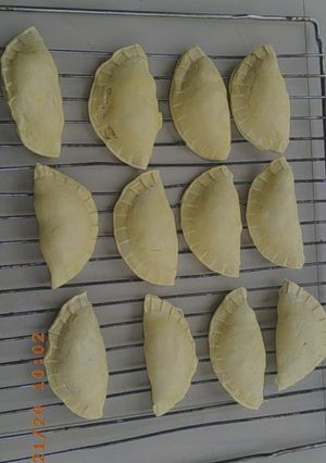 A picture of Meat pie dough.