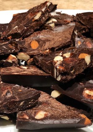 A picture of Fruit & Nut Chocolate Bar.
