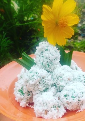 Foto resep KLEPON PANDAN KENYAL LEMBUT 😋