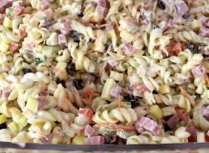 Foto de Salada de Massa parafuso