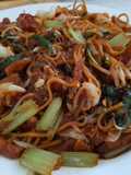 Mie goreng pedes special B2