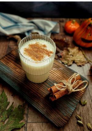 عکسی از دستور نوشیدنی گرم شیر و دارچین و هل🥛☕
