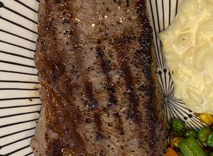 Foto resep Juicy Medium Well Ribeye Steak