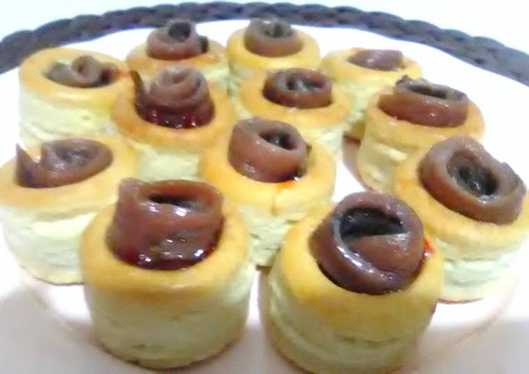 Vol au vent de pimientos caramelizados y anchoa