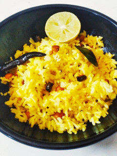 लेमन राईस (lemon rice recipe in marathi) रेसिपी चे मुख्य फोटो