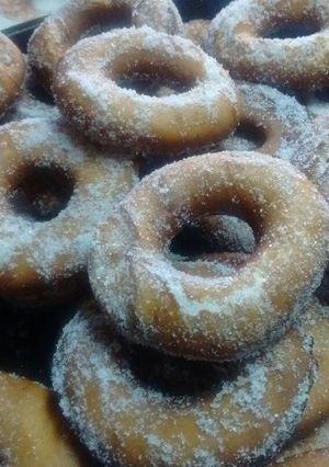 Una foto de Donas caseras 😁👍