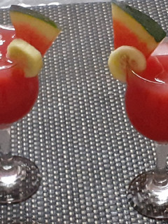 A picture of Watermelon and cucumber juice.