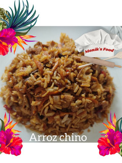 Una foto de Arroz chino a mi estilo 😜