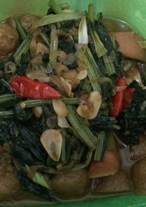 Foto resep Tumis sawi sisso (sosis & bakso)