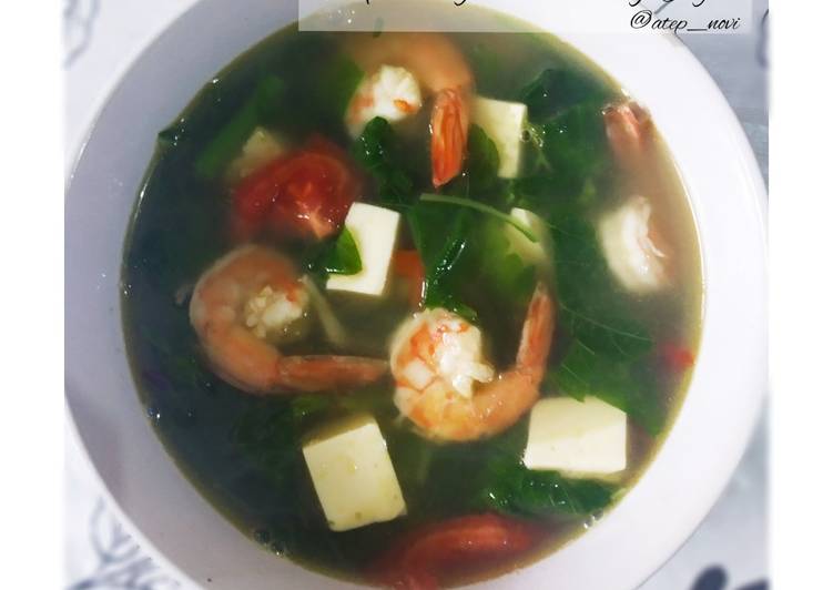Bagaimana Menyiapkan Sup Bayam Udang Tofu 🍲, Menggugah Selera