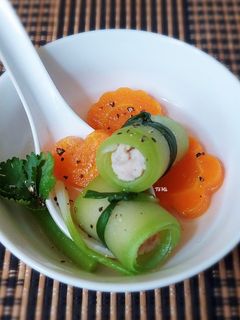 Hình của món Canh BÍ ĐAO cuộn tôm thịt.