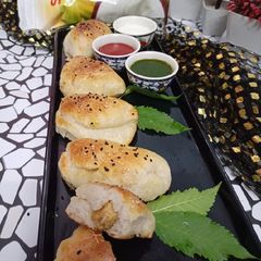 A picture of CHICKEN CALZONES💖.