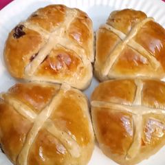 A picture of Hot cross buns.😋😋 Airfryer.