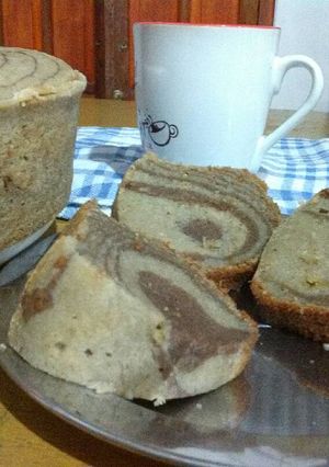 Foto resep Zebra stripe-banana choco cake