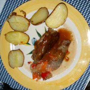 Carne a la cacerola con salsa de carne