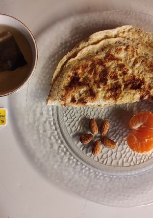 Una foto de Pancake y frutas!