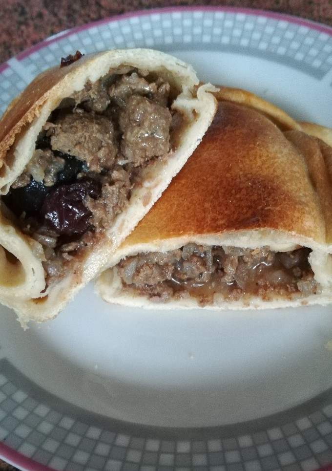 Una foto de Unas ricas empanadas de pino de carne 🇨🇱