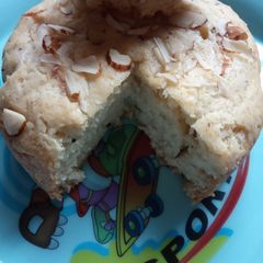A picture of Mawa cake.