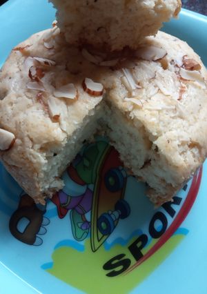 A picture of Mawa cake.
