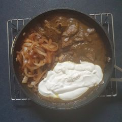 A picture of Beef Curry.