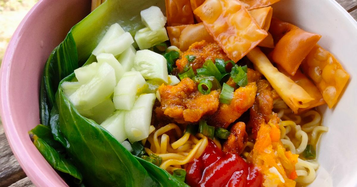 015. Kuah Mie Ayam