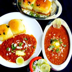 A picture of Pav Bhaji.