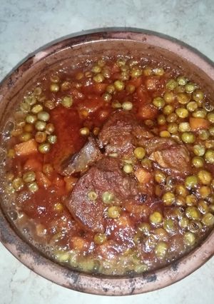 صورة لوصفة طاجن بسلة باللحم بأسهل طريقة