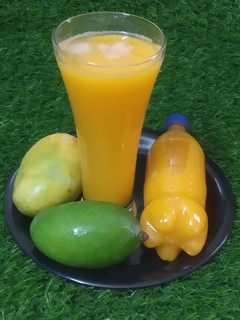 મેંગો ફ્રુટી (Mango Frooti Recipe In Gujarati) રેસીપી મુખ્ય ફોટો