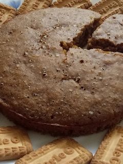 એગલેસ બિસ્કીટ કેક રેસીપી મુખ્ય ફોટો