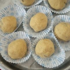 Sattu laddoo A picture of Sattu laddoo.