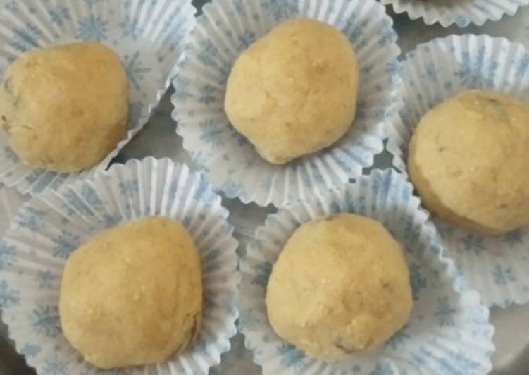 Sattu laddoo