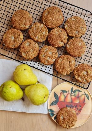 Una foto de Galletas de avena y pera 🍐