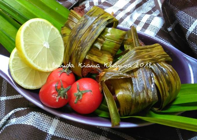 Ayam Goreng Pandan