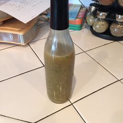A picture of Honey Lime Vinaigrette.