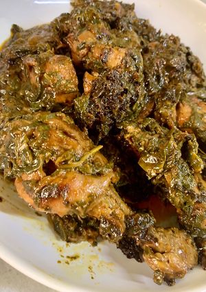 A picture of Palak Chicken (Spinach Chicken).