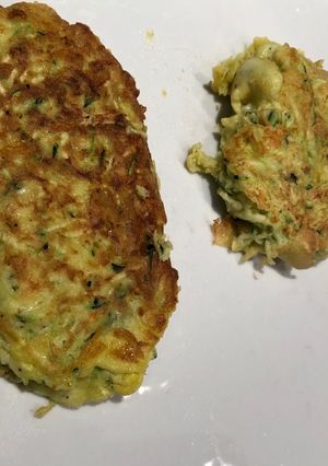 Une photo de Crepes moelleuses aux  courgettes