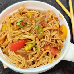 A picture of Chowmein.