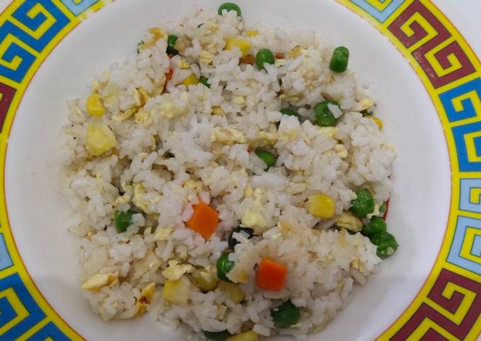 Nasi goreng putih