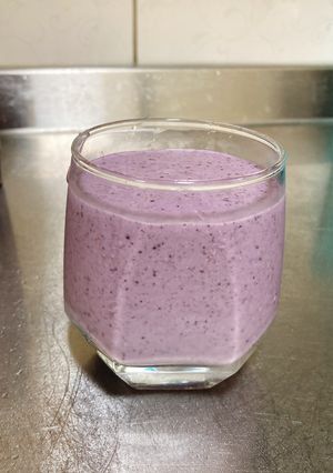 藍莓豆漿燕麥果昔 的食譜成品照片