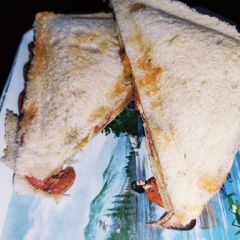 A picture of Sausage Sandwich 🥪.