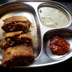 A picture of Street Style Chinese noodles dosa.