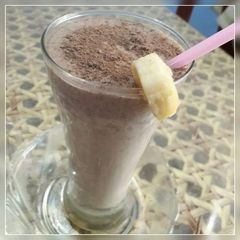 A picture of Oats and banana protein shake.