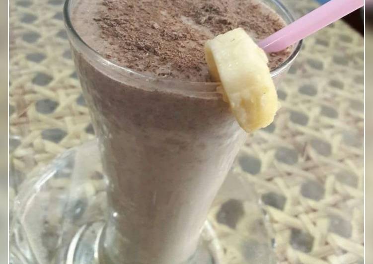 Steps to Prepare Favorite Oats and banana protein shake