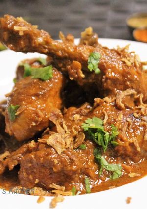 A picture of Chicken Kosha.