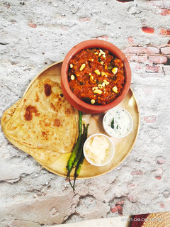 કાઠીયાવાડી ડુંગળીયું (Kathiyawadi Dungariyu Recipe In Gujarati) રેસીપી મુખ્ય ફોટો