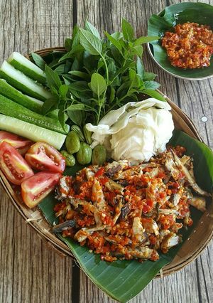 Foto resep Kembung suwir sambal korek