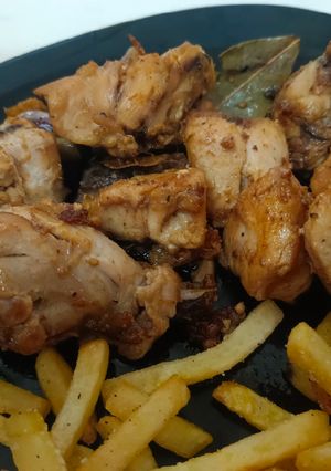 Foto principal de Pollo al ajillo