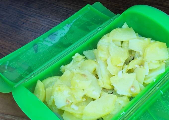 Patatas a lo pobre en estuche Lékué al microondas Receta de Dos Rombos en  la Cocina- Cookpad
