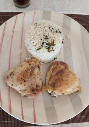 Una foto de Arroz c/cilantro