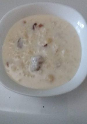 A picture of Rice kheer.